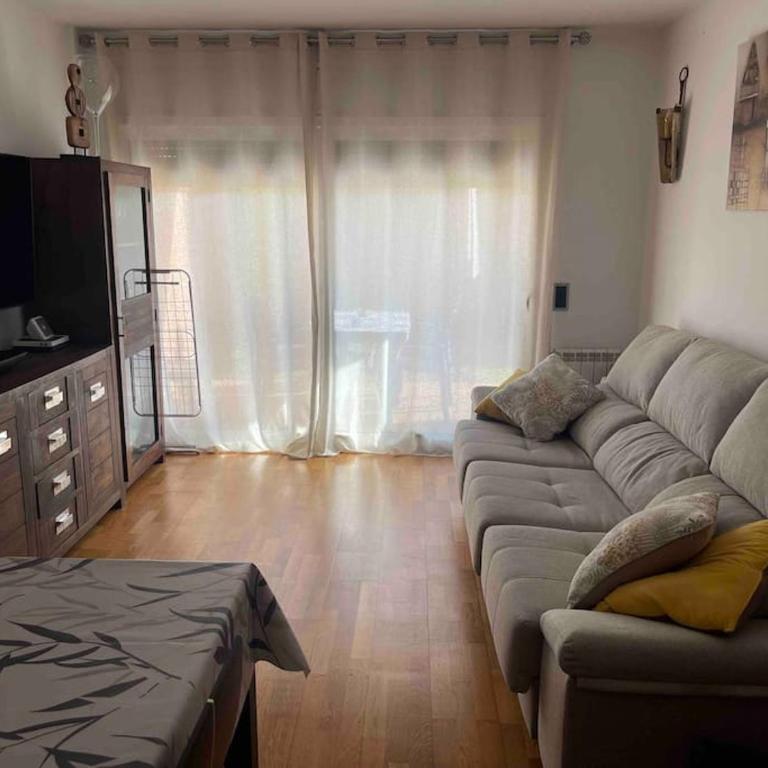 Apartamento 6 personas con piscina y parquing - Apartamento de 2 dormitorios - 27