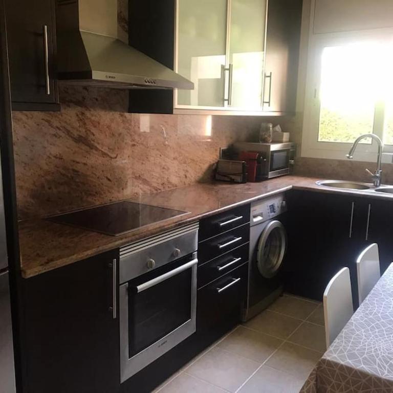 Apartamento 6 personas con piscina y parquing - Apartamento de 2 dormitorios - 30