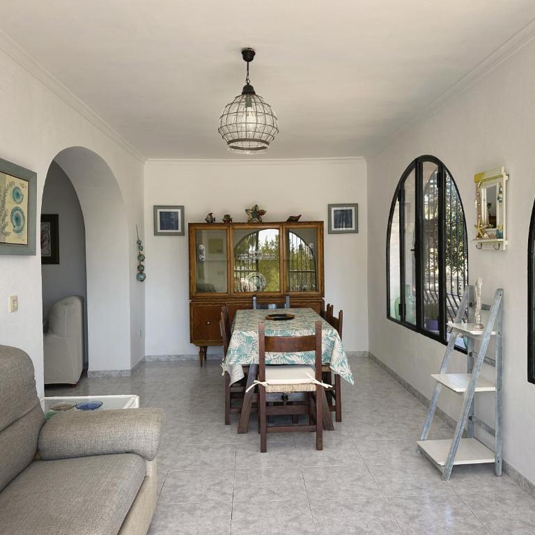 CASA SERRA CERCA DE LAS PLAYAS Y CALAS DE CALPE - Chalet de 2 dormitorios - 30