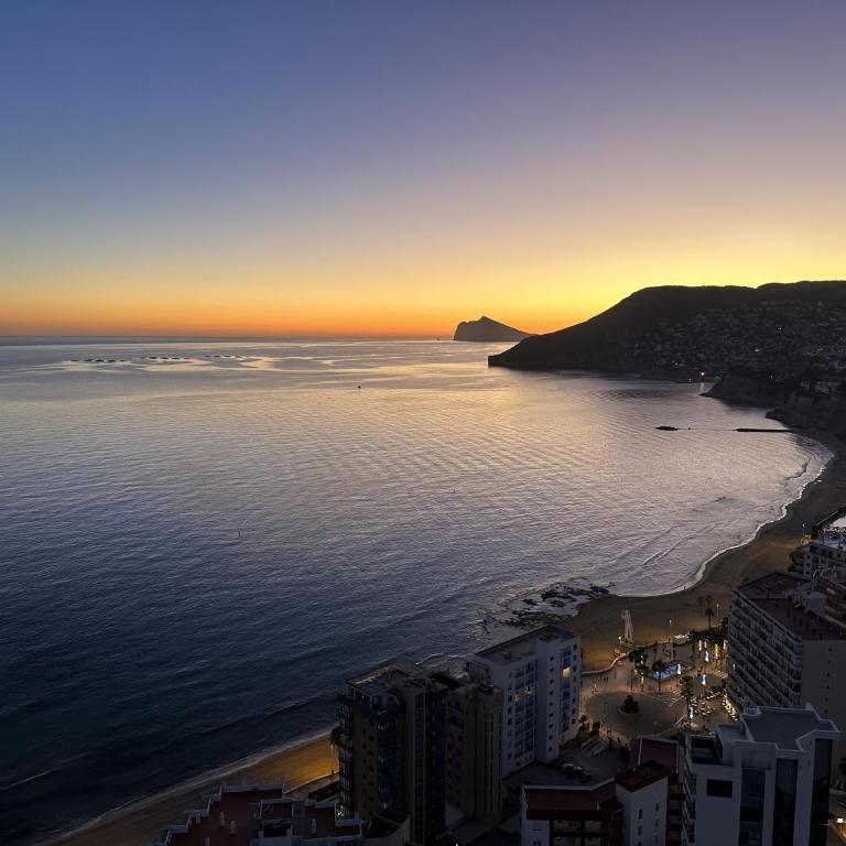 CASA SERRA CERCA DE LAS PLAYAS Y CALAS DE CALPE - Chalet de 2 dormitorios - 40