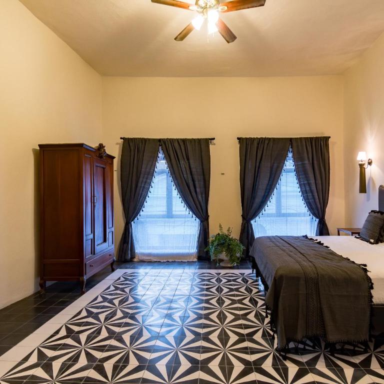 Luxury Historic 5BR Boutique hotel in Centro Walkable & Pool - Large Double Room - 5