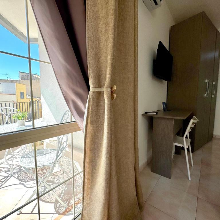 B&B Blue - Camera Tripla con Bagno Privato - 6