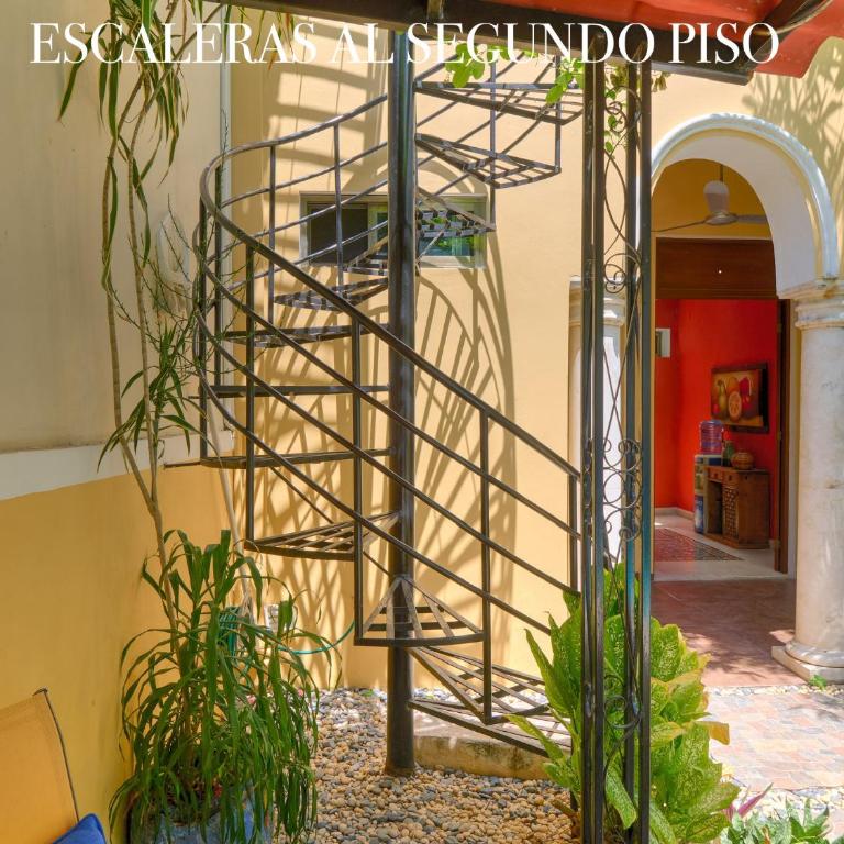 Casa Del Maya Bed & Breakfast - Two-Bedroom House - 11