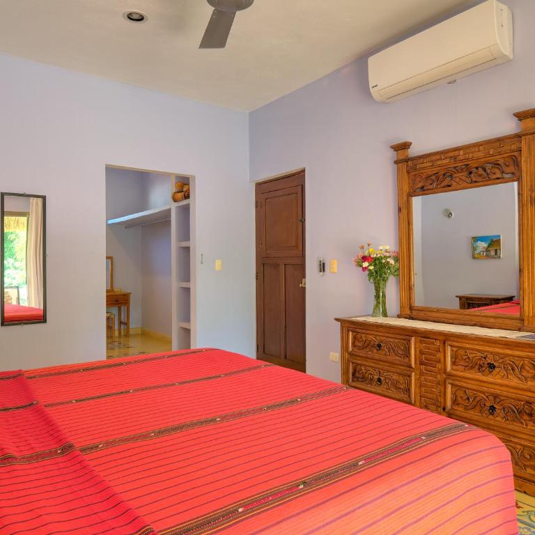 Casa Del Maya Bed & Breakfast - Two-Bedroom House - 18