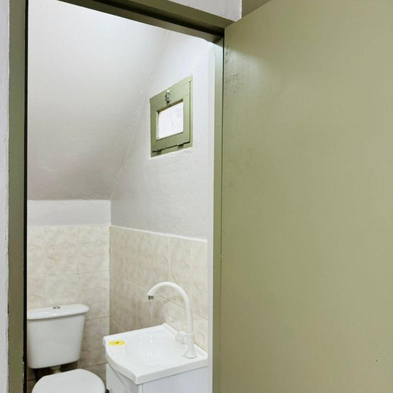 Casa S&G grande con 3 habitaciones, 8 personas, piscina privada, cochera, aire acondicionado, TV, wifi, excelente ubicacion - Casa de 3 dormitorios - 33
