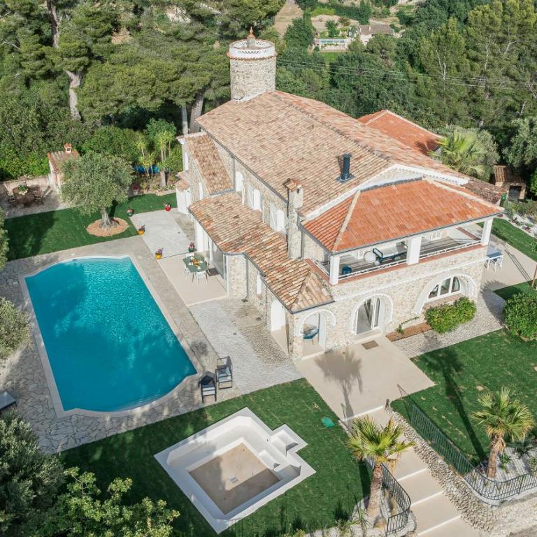VILLA GALET-Saint Paul de Vence- Côte d'Azur-FRANCE - Chambre Familiale avec Salle de Bains Privative - 1