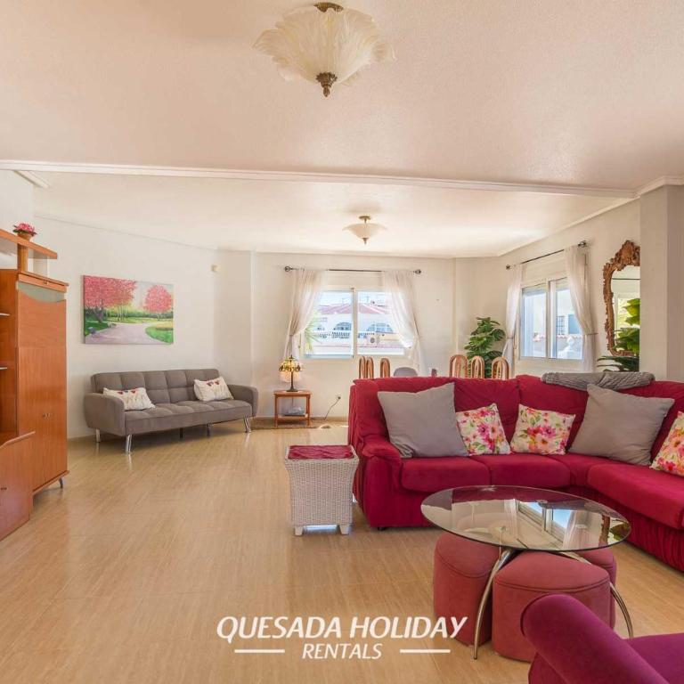 Stunning Central Villa Rosa in Ciudad Quesada Rojales Spacious 4-Bedroom Retreat with Private Pool - Villa - 9