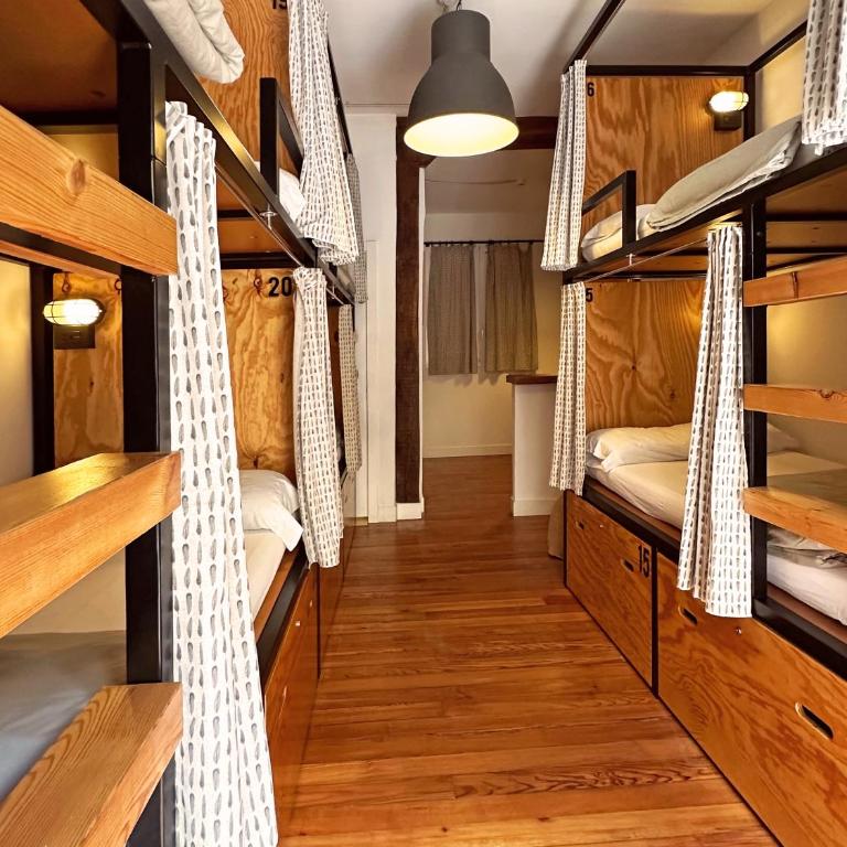 Surfing Etxea - Surf Hostel - Cama en habitación compartida de 8 camas - 7