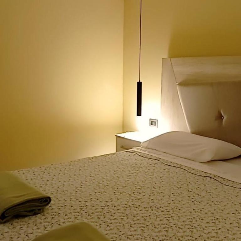 Villa Lorenzo Apart - Deluxe Double or Twin Room with Pool Access - 13