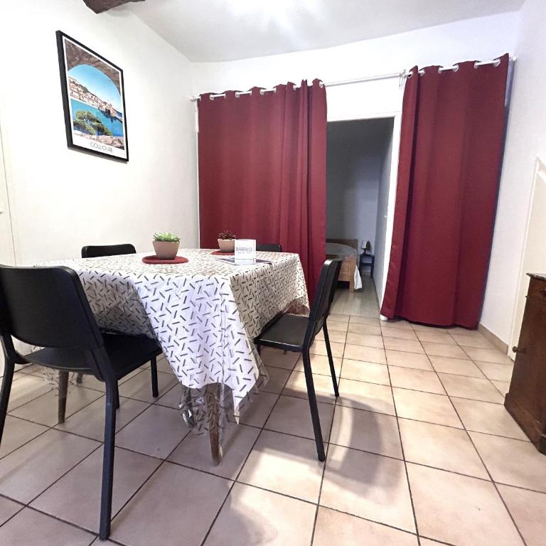 Appartement F3 confortable au cœur de Collioure - FR-1-309-284 - Apartment (3 Adults) - 1