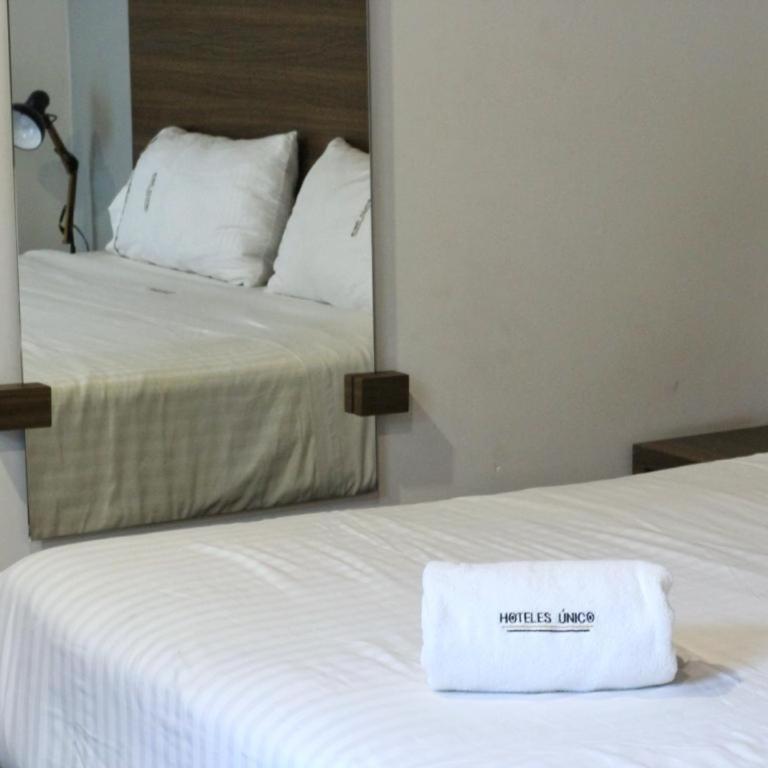 Hotel Diana - Habitación Estándar - 1 cama grande - 1