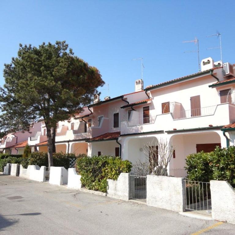 Beachside Holiday Home in Porto Santa - Casa Vacanze con 3 Camere da Letto - 1