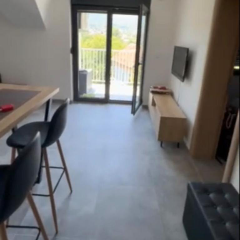 Apartman sa pogledom na Ozren - One-Bedroom Apartment - 2