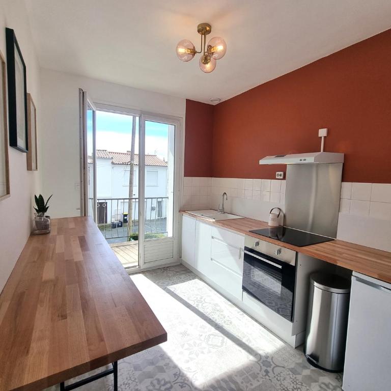 Les pieds dans l'eau 200m plage - Appartement 2 Chambres - 11