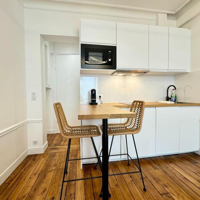 Nouveau studio central Paris Tour Eiffel - Appartamento con 1 Camera da Letto - 9