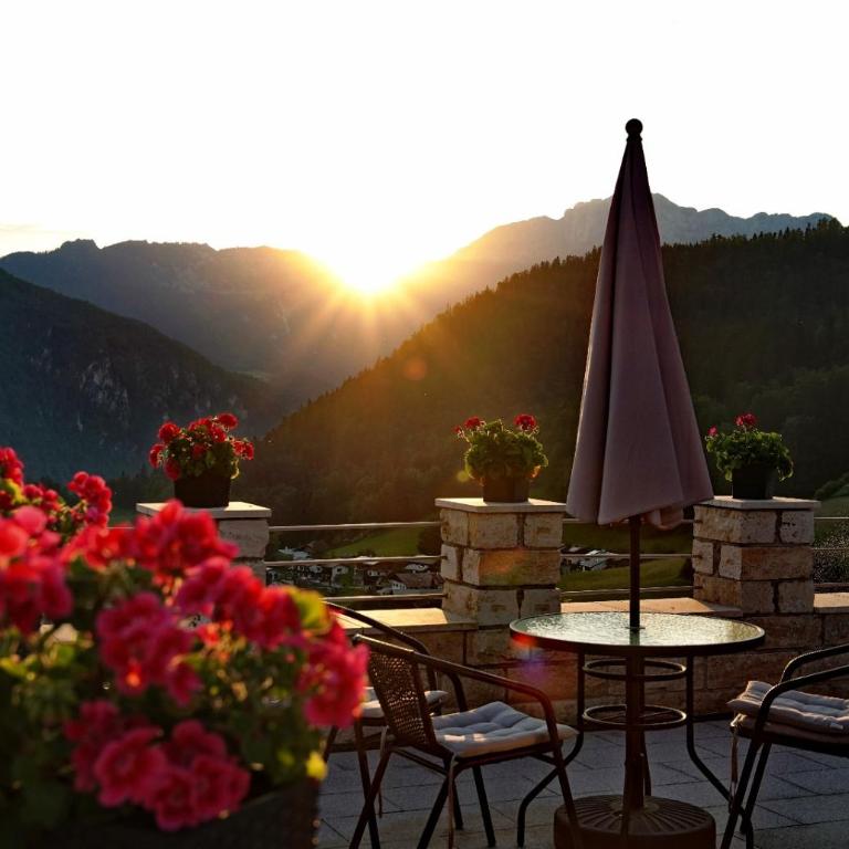 Alpen Hotel "Villa Bello" - Einzelzimmer mit Balkon - 1