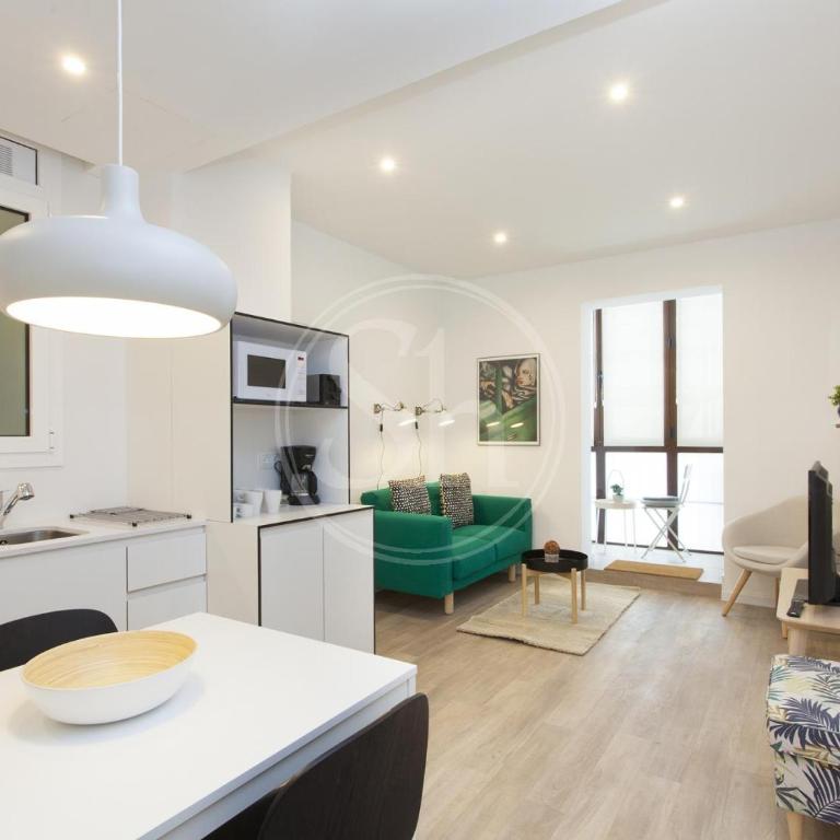 Wonderful apartment city center for 6 - Apartamento de 3 dormitorios - 2