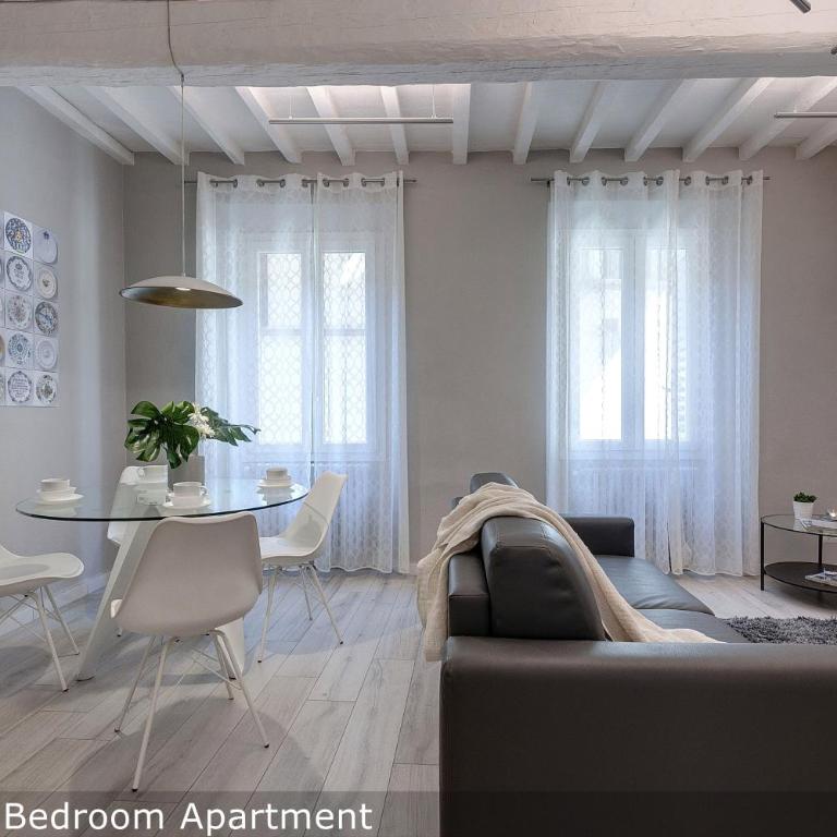 Jake & Francis Apartments by Mamo Florence - One-Bedroom Apartment - 8