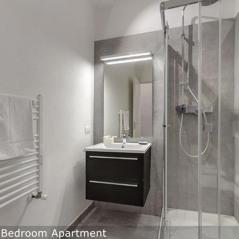 Jake & Francis Apartments by Mamo Florence - One-Bedroom Apartment - 10