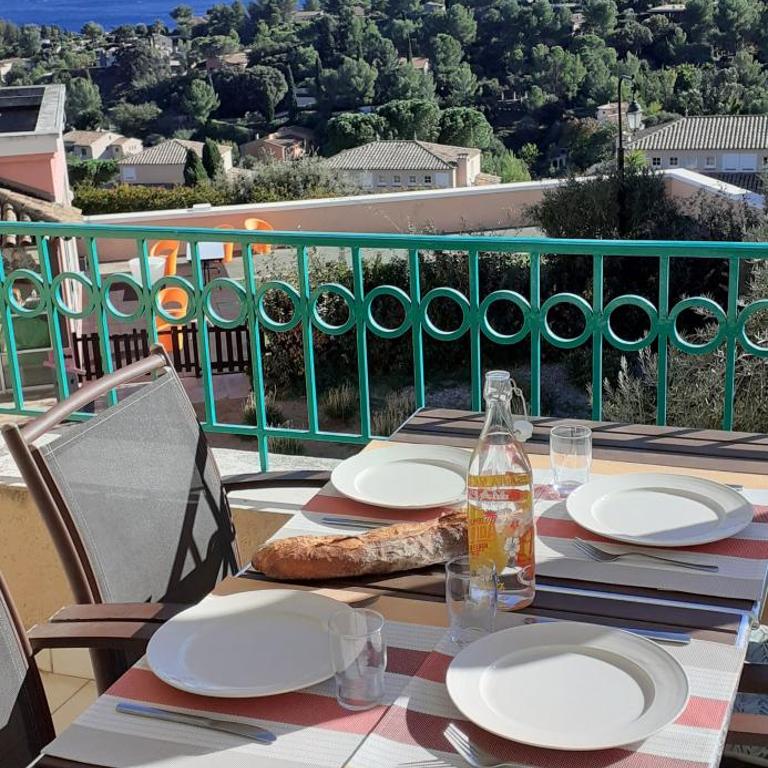 "Location Vue MER et ESTEREL", Cap Estérel Agay-Saint Raphaël, T2, piscines, parking, wifi - Apartment mit 1 Schlafzimmer - 11