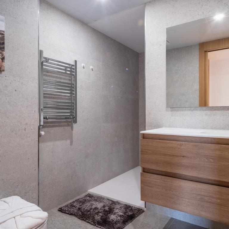 ISARD & SPA by SELECT RENTALS ANDORRA - Apartamento con terraza - 12