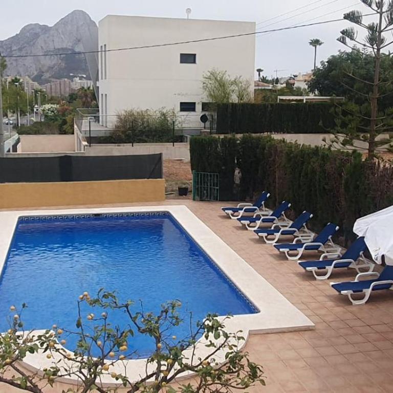 confortable villa at only 100 meter from the beach, supermarkets and the restaurants - Villa mit 3 Schlafzimmern - 13