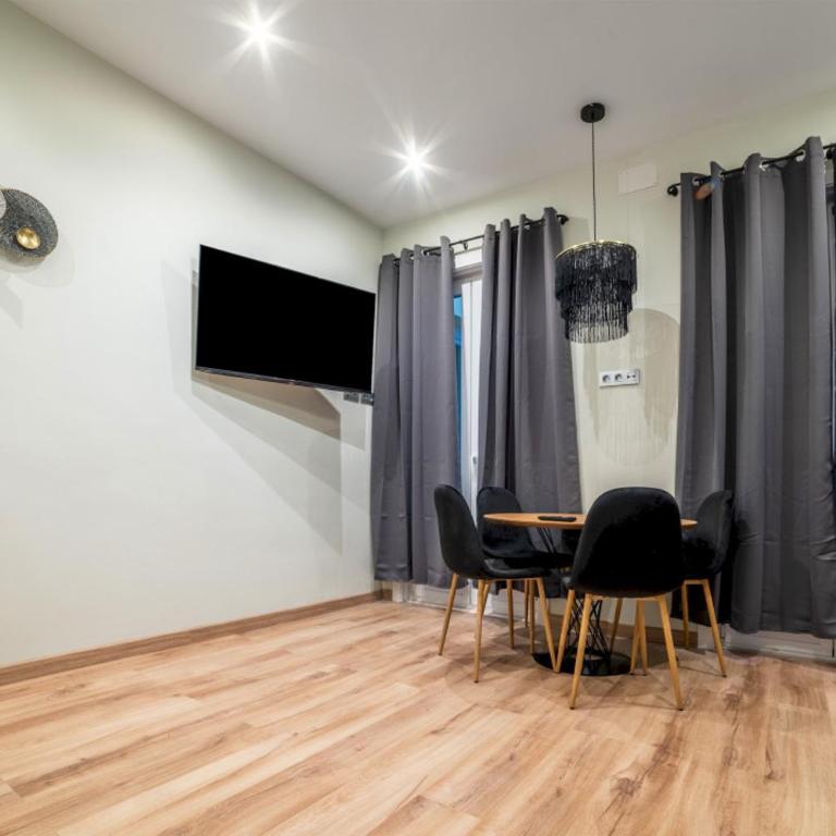 Modern Refurbished-1Bedroom 1Bathroom-Justicia - Apartment - 3