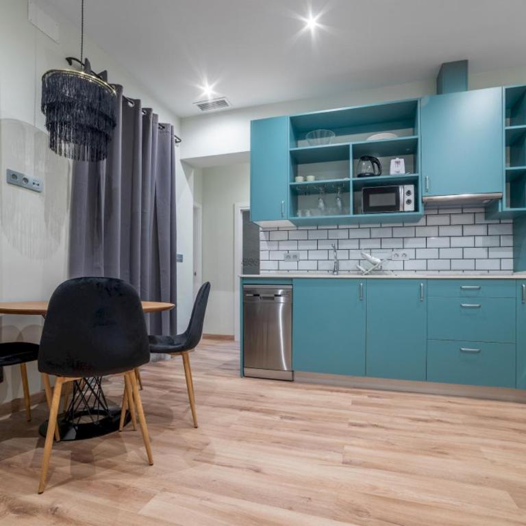 Modern Refurbished-1Bedroom 1Bathroom-Justicia - Apartment - 4