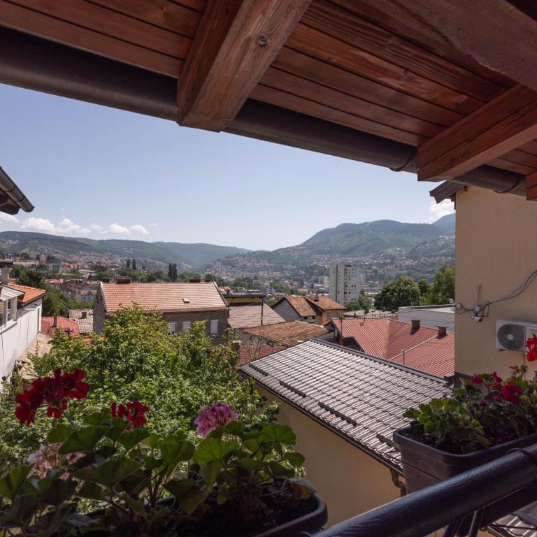 APARTMENTS NENSI - Deluxe One-Bedroom Apartment with City View - 16
