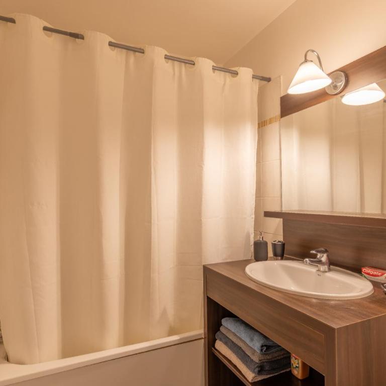 Studio Disneyland Paris - Studio with Garden View - 10