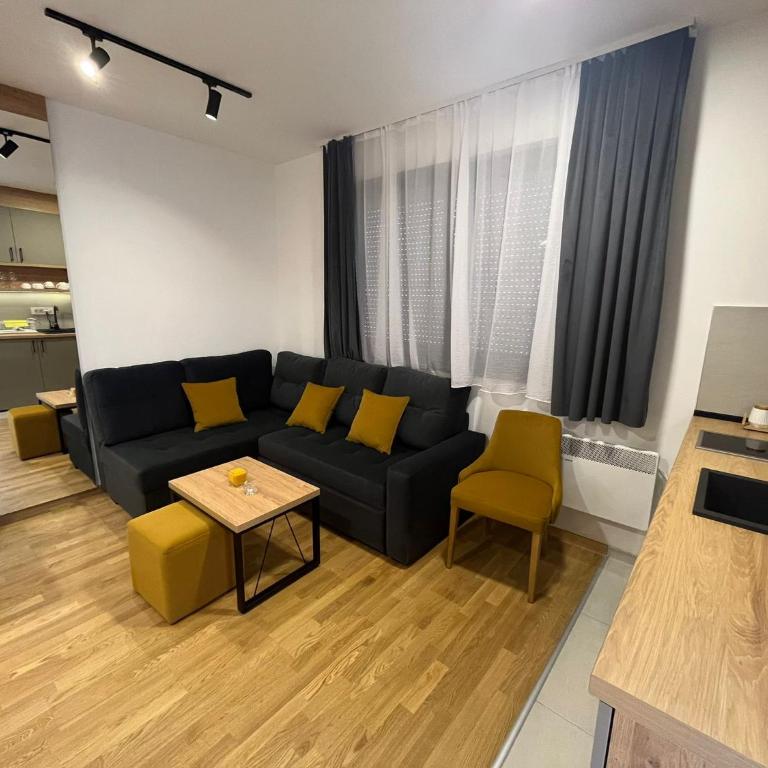 3 Monkeys Apartments - S1 - One-Bedroom Apartment - 3