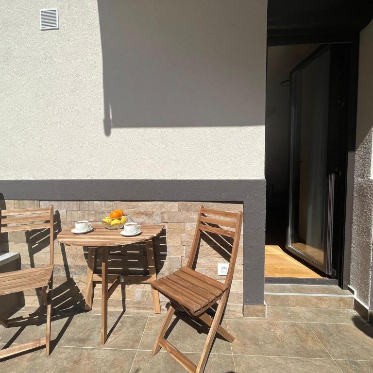 3 Monkeys Apartments - S1 - One-Bedroom Apartment - 17