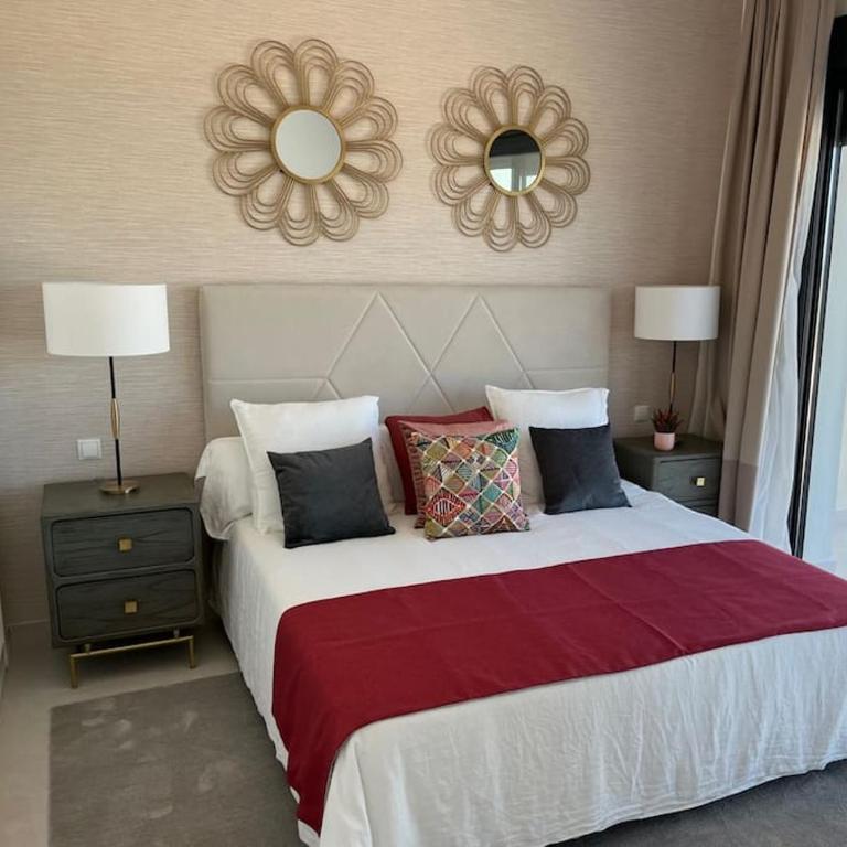 Villa del Sol - Three-Bedroom Apartment - 3