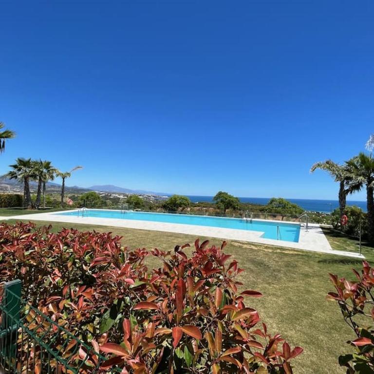 Villa del Sol - Three-Bedroom Apartment - 10