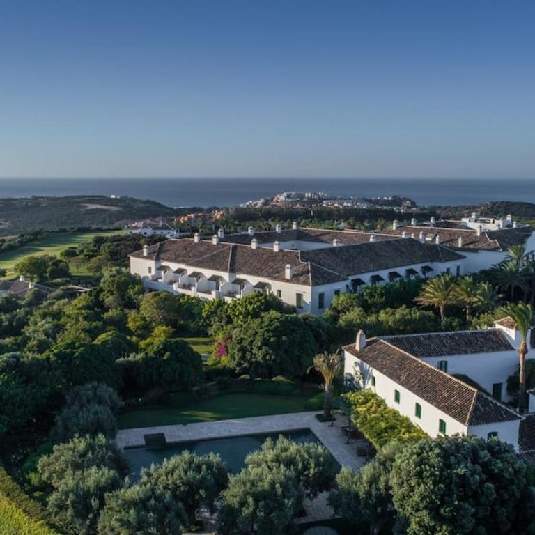 Villa del Sol - Three-Bedroom Apartment - 15