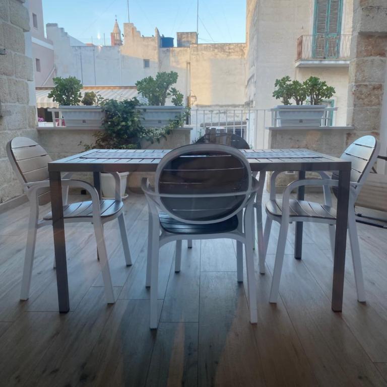 Holiday Lab - One-Bedroom Apartment - 40