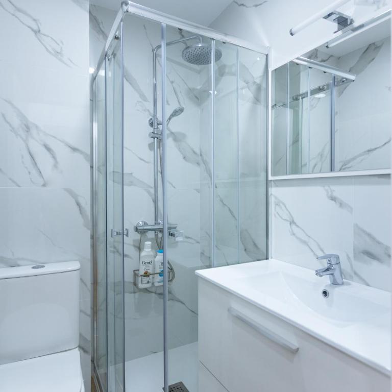 Blu Sky - Two-Bedroom Apartment - 8