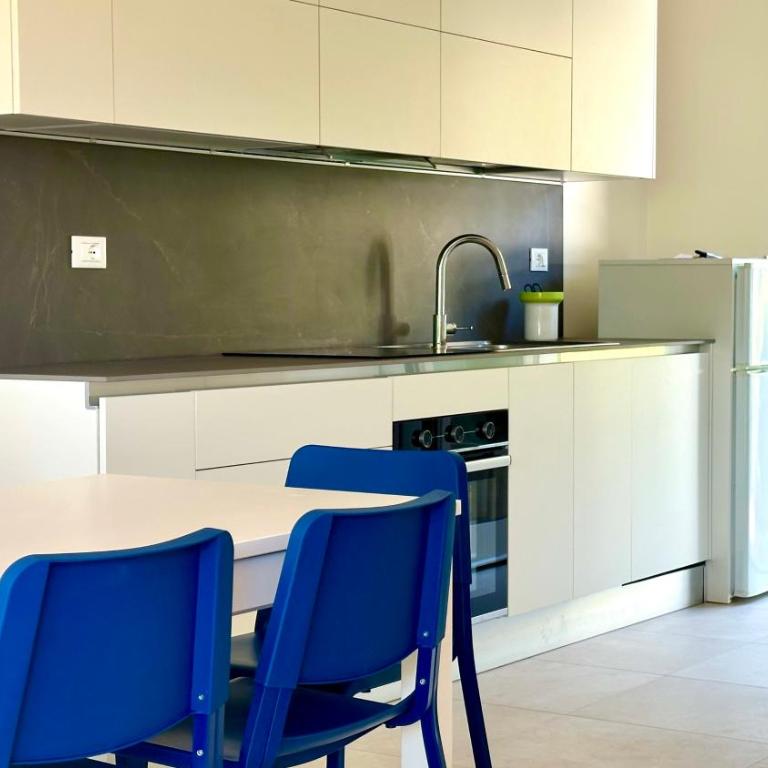 VILLETTA FRANCA - Two-Bedroom Apartment - 6