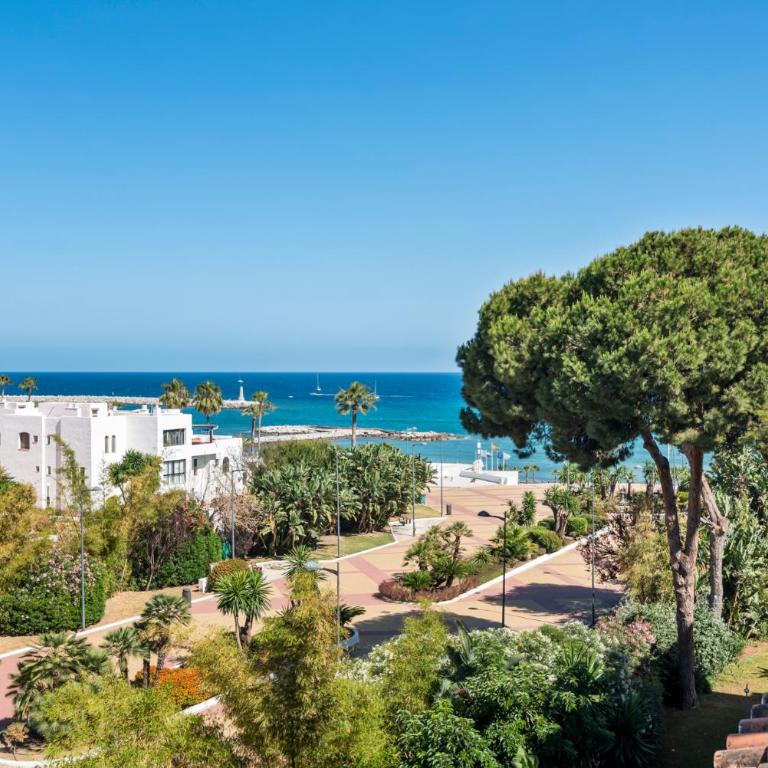 Ático en Puerto Banús frente al mar - Apartamento de 2 dormitorios - 35