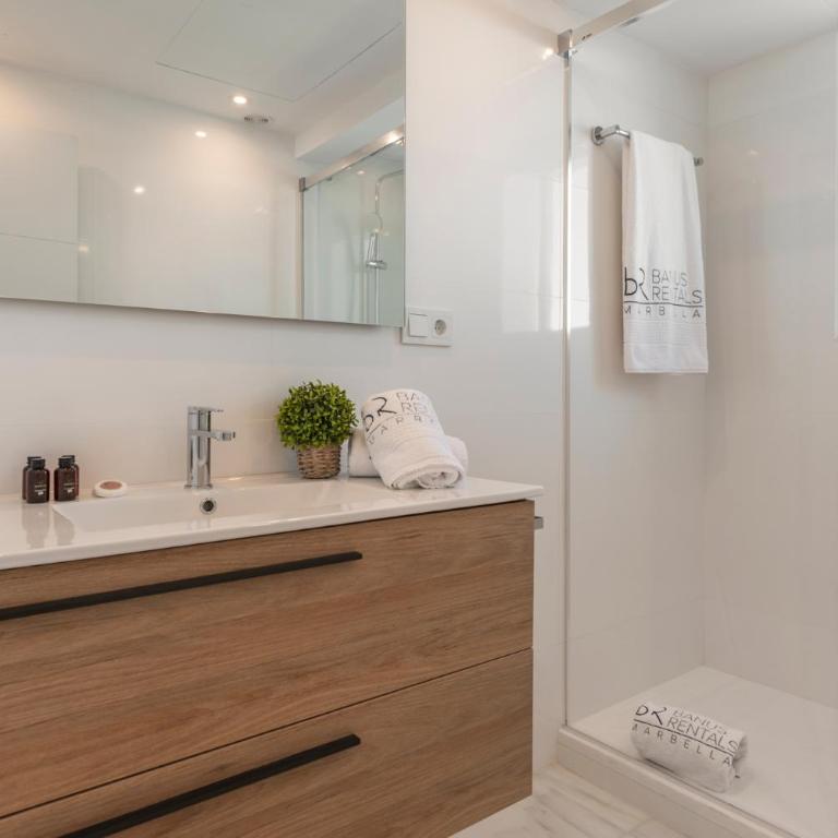 Ático en Puerto Banús frente al mar - Apartamento de 2 dormitorios - 30