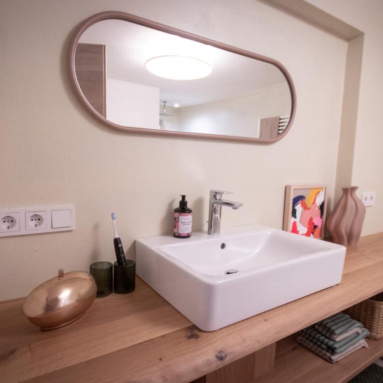Schönblick Appartements - Apartment mit 2 Schlafzimmern und Balkon - 11