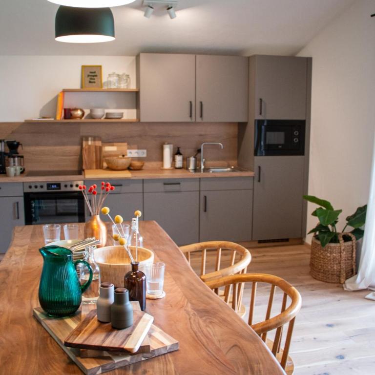 Schönblick Appartements - Apartment mit 2 Schlafzimmern und Balkon - 4