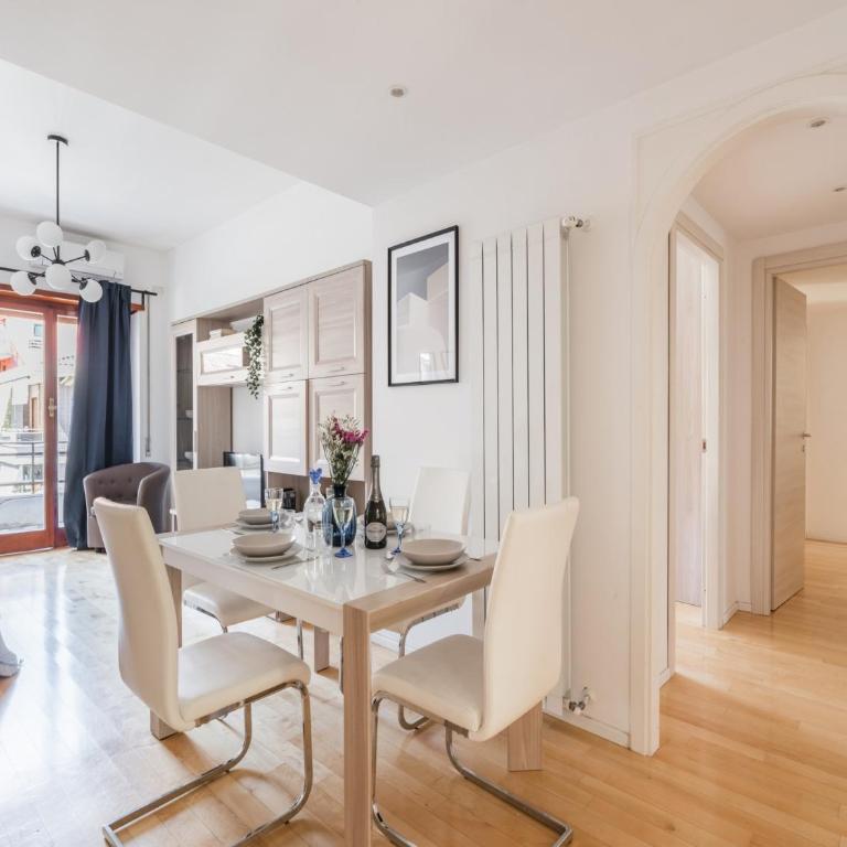 The Best Rent - Spacious flat a stone's throw from the Vatican - Appartamento con Balcone - 1
