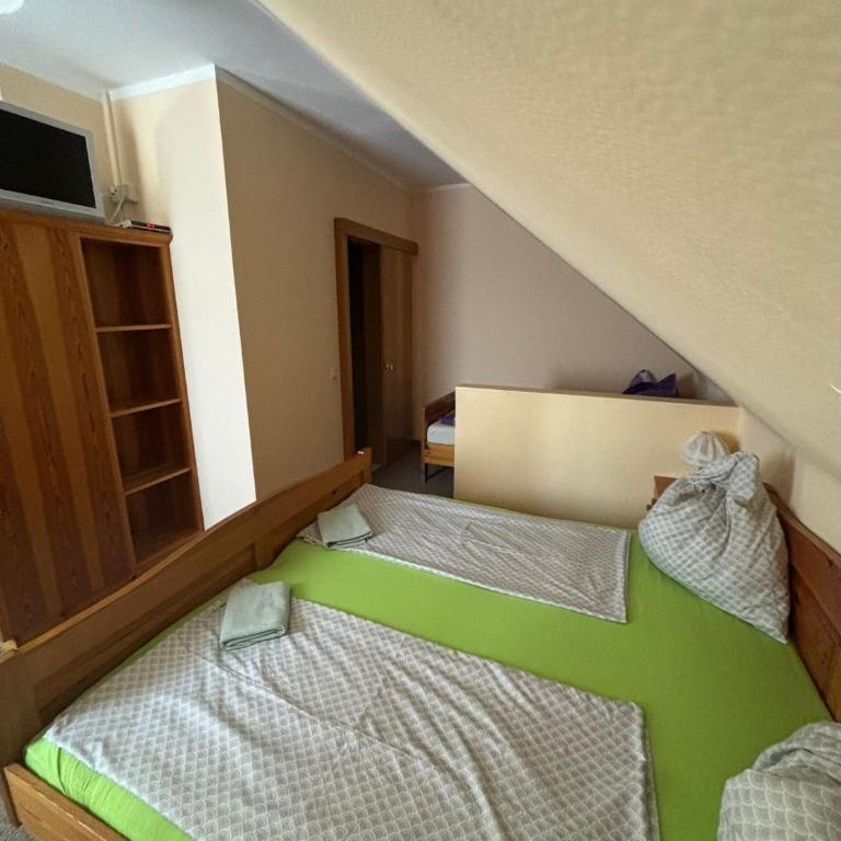 Frühstückspension Fini - Dreibettzimmer - 4