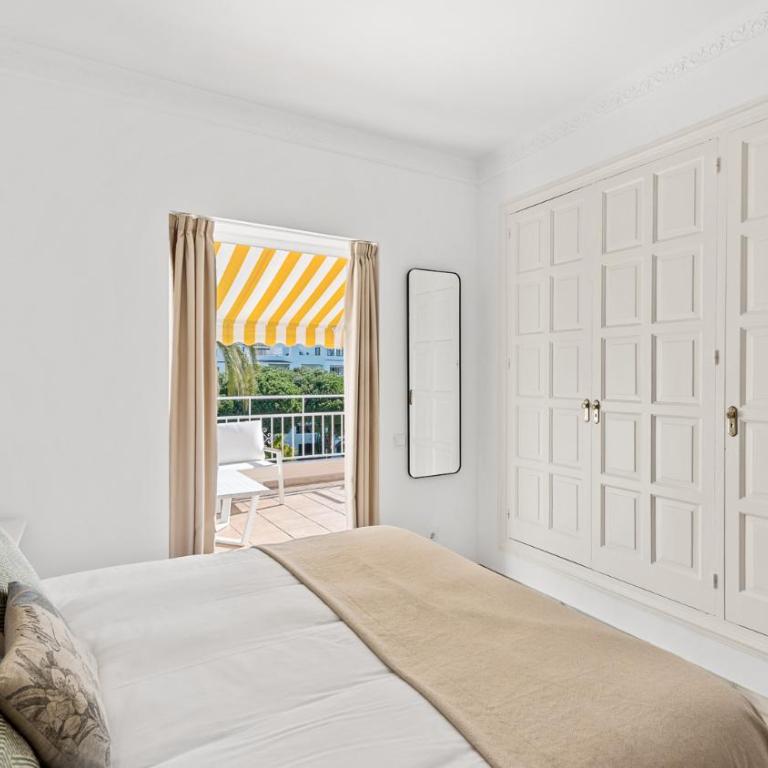 Ático en Puerto Banús frente al mar - Apartamento de 2 dormitorios - 16