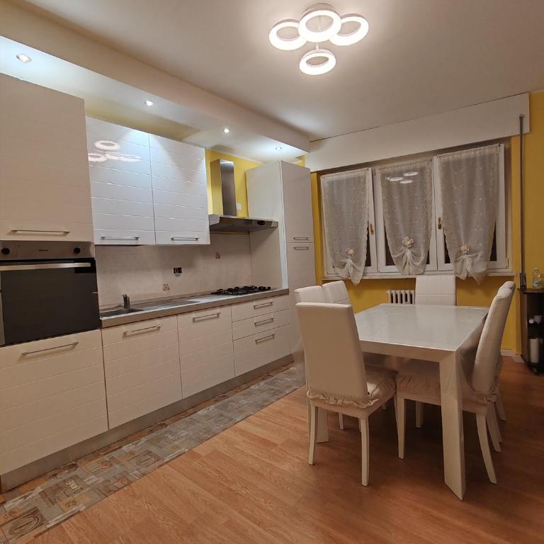 Casa Giardino - Appartamento con 2 Camere da Letto - 1