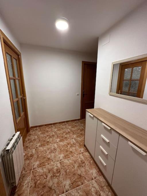 A bright spacious flat for a family - Apartamento de 2 dormitorios - 12