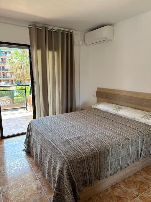 A bright spacious flat for a family - Apartamento de 2 dormitorios - 8
