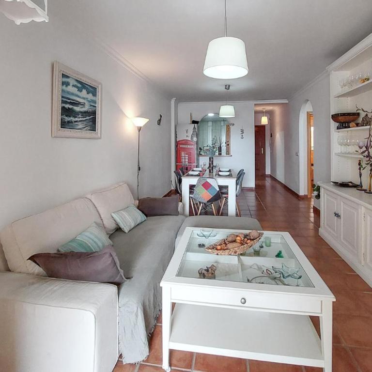 2 Bedroom Stunning Apartment In Nerja - Apartamento de 2 dormitorios - 5