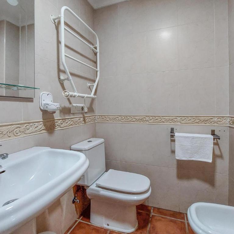 2 Bedroom Stunning Apartment In Nerja - Apartamento de 2 dormitorios - 18